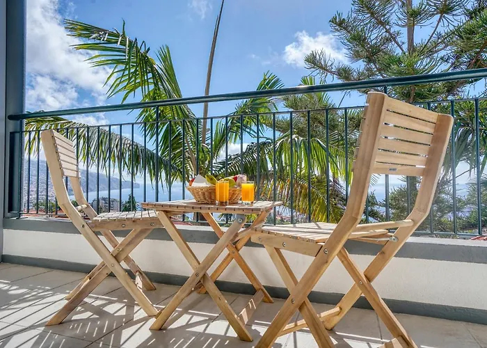 Camacho Bed & Breakfast 4*